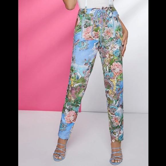 SHEIN | Floral Print Heart Cut Out Pants - Picture 3 of 7